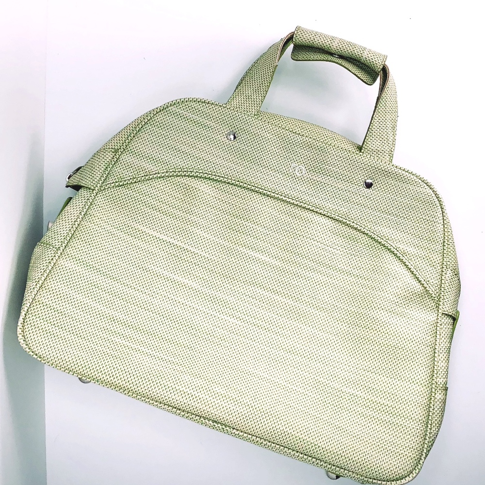 RMD STUDIO PRESENTS - RO MESSENGER BAG